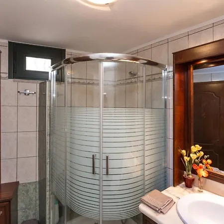 Konstas Stone Island House In Meganisi Casa vacanze Spartokhórion