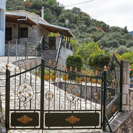 Konstas Stone Island House In Meganisi Spartokhórion