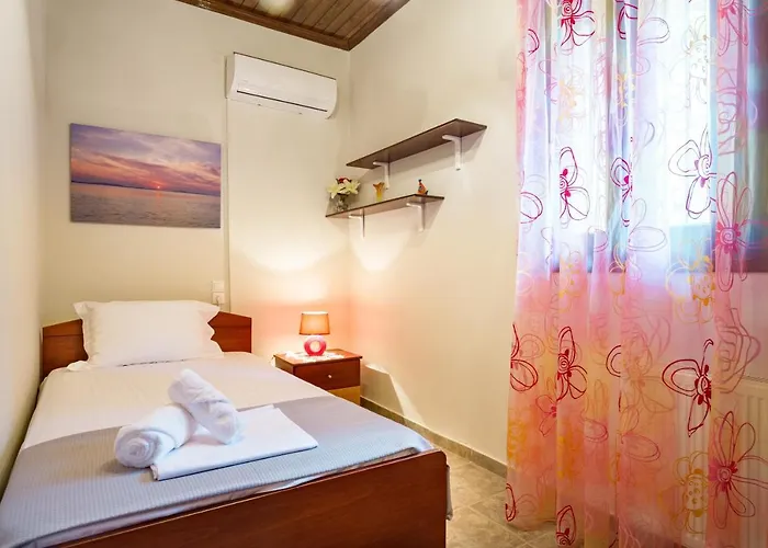 Σπίτι διακοπών Konstas Stone Island House In Meganisi