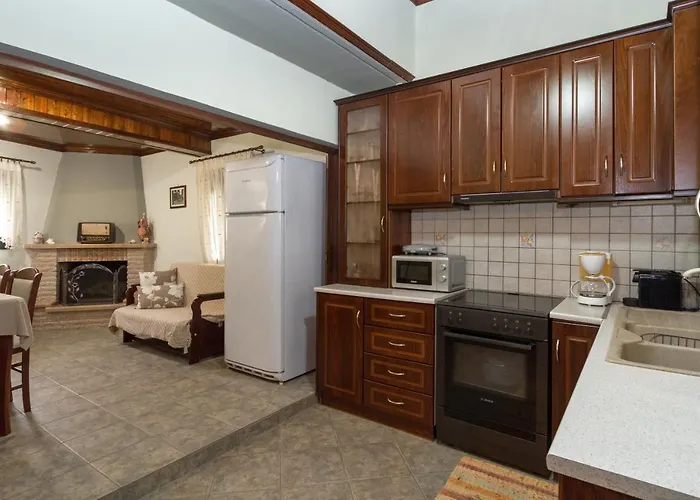 Konstas Stone Island House In Meganisi * Σπαρτοχώρι