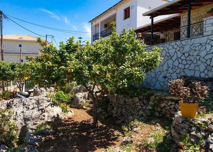 Konstas Stone Island House In Meganisi Σπίτι διακοπών *