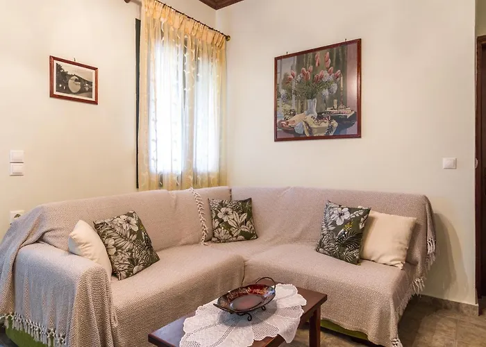 Konstas Stone Island House In Meganisi *